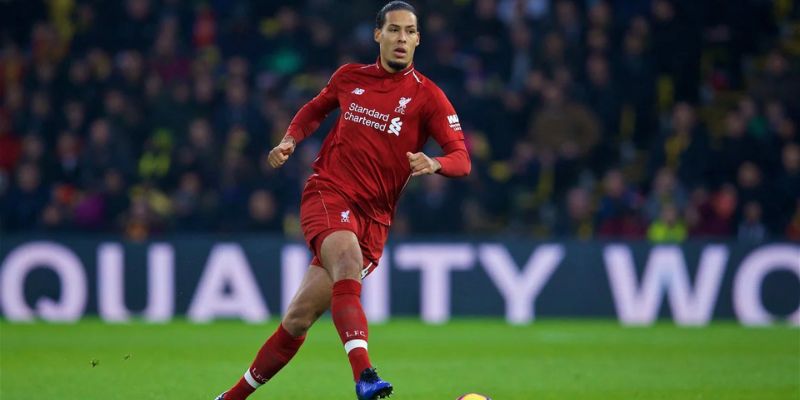 Virgil Van Dijk với lối chơi mạnh mẽ của mình